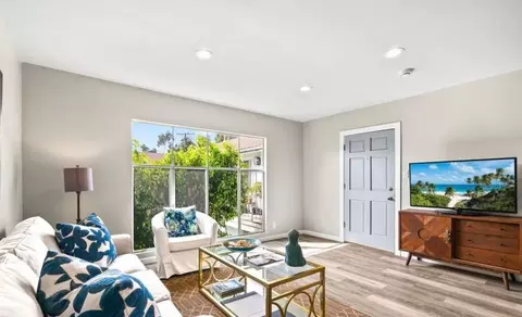 1222 Princeton St #10, Santa Monica, CA 90404