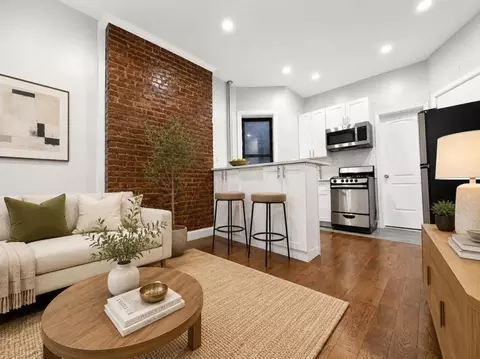 1885 Amsterdam Ave, New York, NY 10032