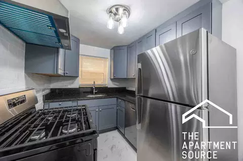 2754 W North Shore Ave #1S, Chicago, IL 60645