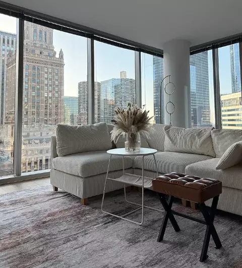 201 N Garland Ct #3101, Chicago, IL 60601