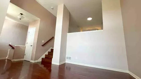 8136 Main St N, Maple Grove, MN 55369