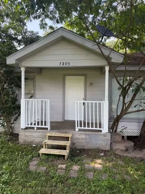 7805 Woodlyn Rd, Houston, TX 77028