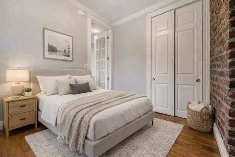 564 Hudson St #8, New York, NY 10014