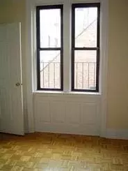 305 W 45th St #6G, New York, NY 10036