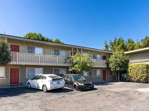 803 Laurel St #10, Santa Cruz, CA 95060