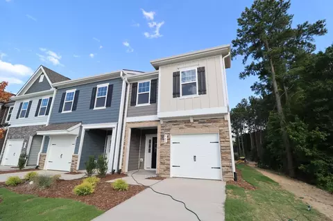 961 Kensley Grove Ln, Fuquay Varina, NC 27526
