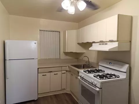 20511 Anita Ave #32, Castro Valley, CA 94546