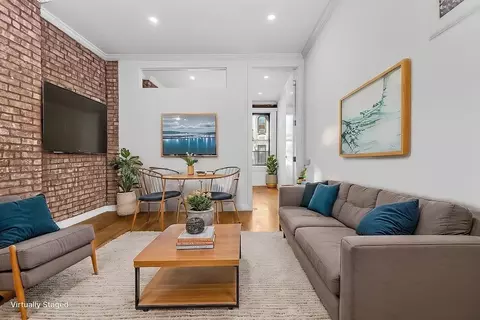 829 9th Ave #4C, New York, NY 10019