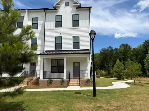 15359 Ballancroft Pkwy, Charlotte, NC 28277