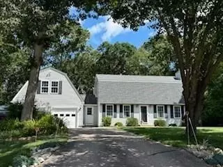 8 Healey Brook Dr, Charlestown, RI 02813