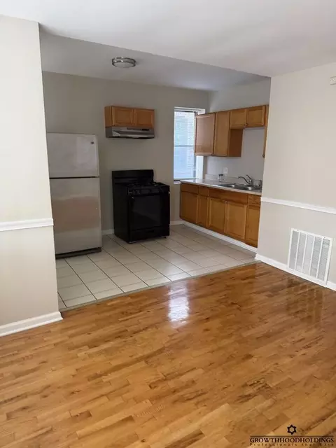 5840 S Calumet Ave #3S, Chicago, IL 60637