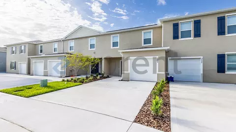 2808 Silver Canoe Dr, Edgewater, FL 32141 photo 2
