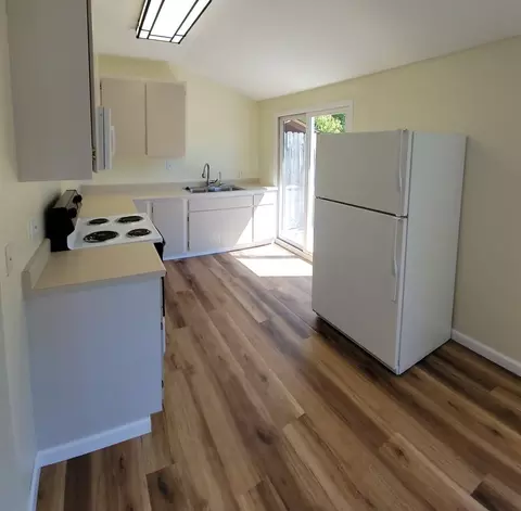 121 Meadowbrook Dr #NA, Ukiah, CA 95482
