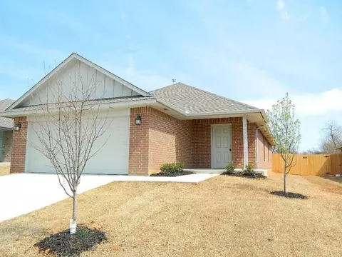 206 Saint Charles Way, Midwest City, OK 73130