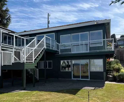 3030 NW 95th St, Seattle, WA 98117