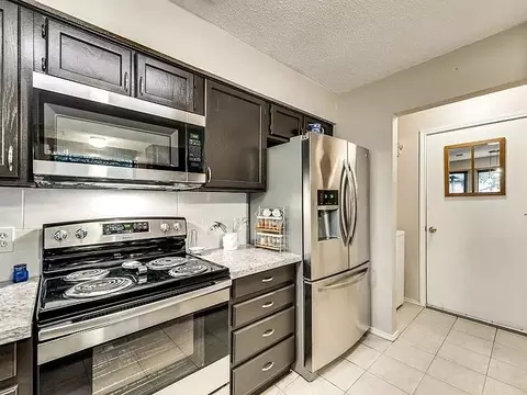 515 Anice Ln, Euless, TX 76039