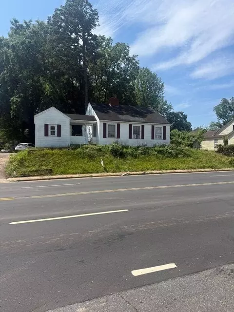 1127 West Blvd, Charlotte, NC 28208
