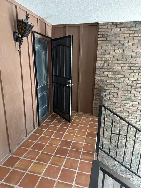 4800 N Stanton St #42, El Paso, TX 79902