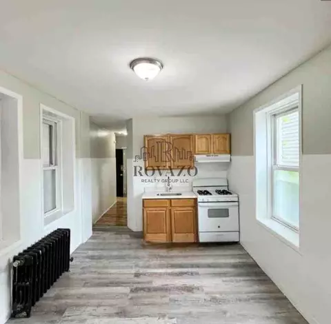 76 N 9th St #1B, Newark, NJ 07107