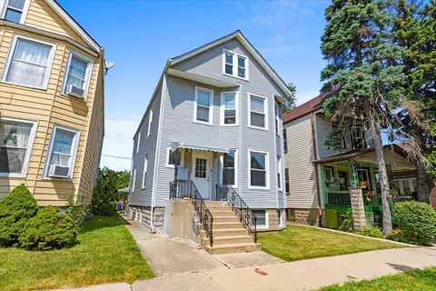 5344 W Eddy St #1, Chicago, IL 60641