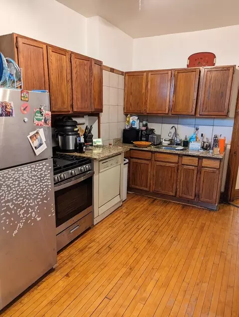 Undisclosed, Chicago, IL 60657