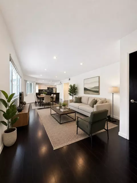 7224 Hillside Ave #9, Los Angeles, CA 90046