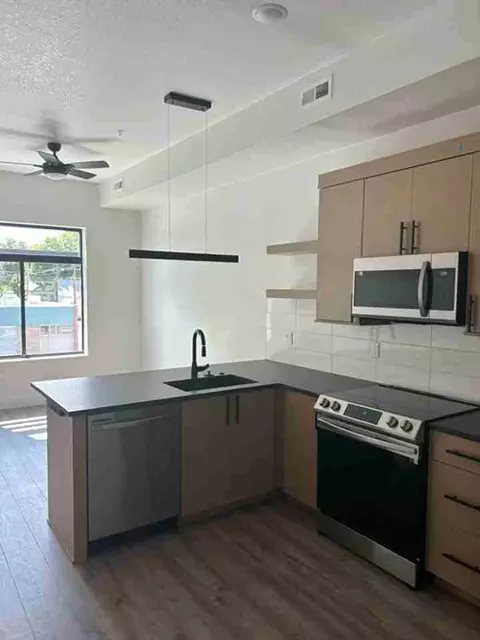 400 N Garfield Ave #203, Loveland, CO 80537