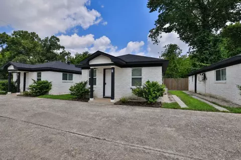 4120 Linn St #E, Houston, TX 77026