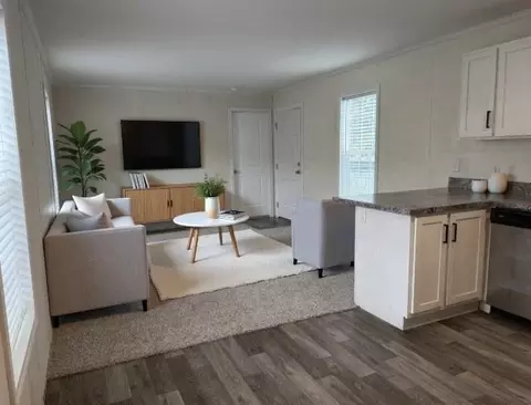 1306 Scenic Dr #191, Clarksville, IN 47129