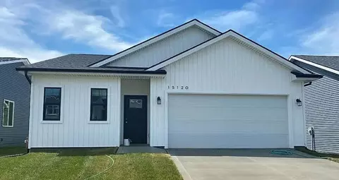 15120 Goldenrod Dr, Urbandale, IA 50323