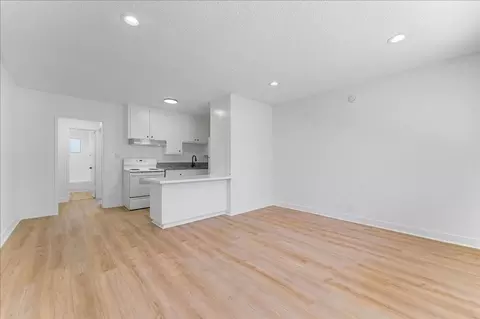 1626 Pine Ave #D, Long Beach, CA 90813