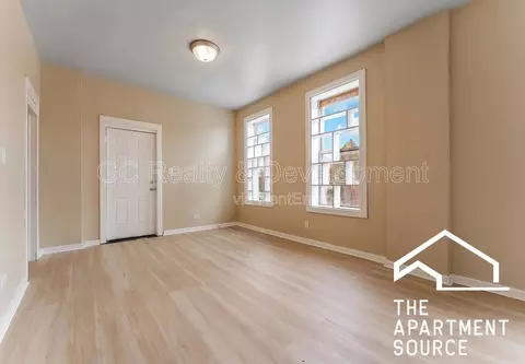 3328 W Chicago Ave #2R, Chicago, IL 60651