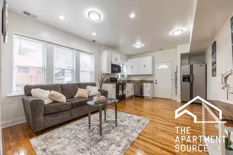 3849 W Ainslie St #1, Chicago, IL 60625