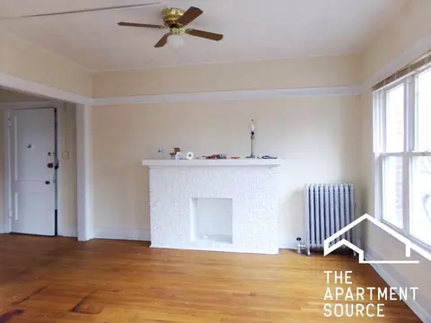 6568 N Lakewood Ave #1, Chicago, IL 60626