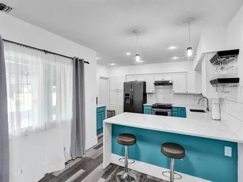 708 NE 24th Ave, Pompano Beach, FL 33062