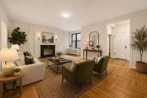 107 E 63rd St #5A, New York, NY 10065