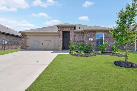 3923 Mountain Dr, Princeton, TX 75407