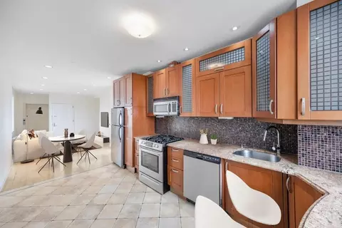 2848 Brighton 7th St #6RA, Brooklyn, NY 11235