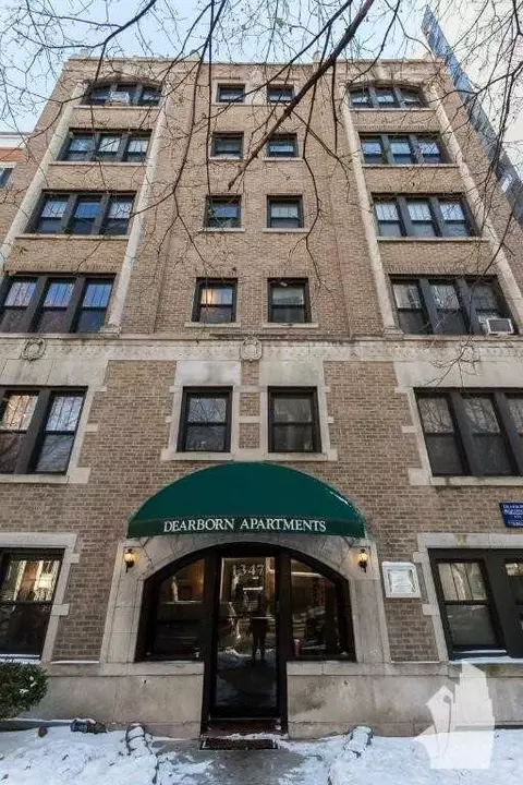 1347 N Dearborn St #604, Chicago, IL 60610