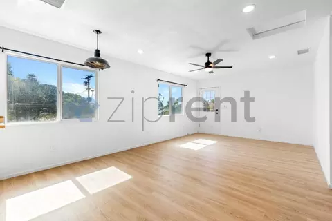 1371 Phillips St #2, Vista, CA 92083