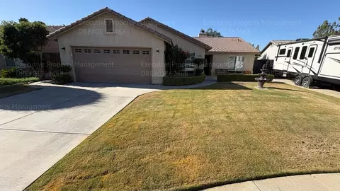 12108 Flat Iron Ct, Bakersfield, CA 93312