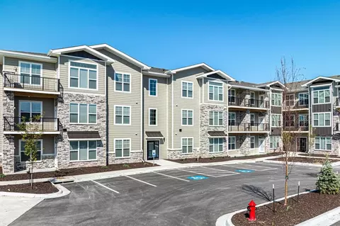 the bristol ii - 309770 shoal creek parkway, Kansas City, MO 64155