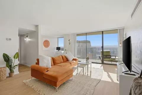 1020 15th St #35N, Denver, CO 80202