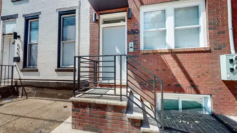 650 N 36th St #2, Philadelphia, PA 19104