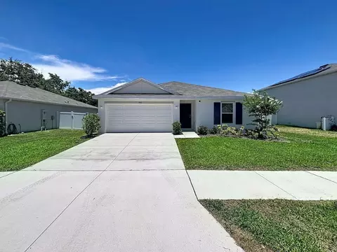 1906 Blue Stream St, Ruskin, FL 33570