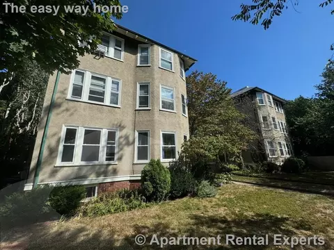 97 Lexington Ave #3, Cambridge, MA 02138
