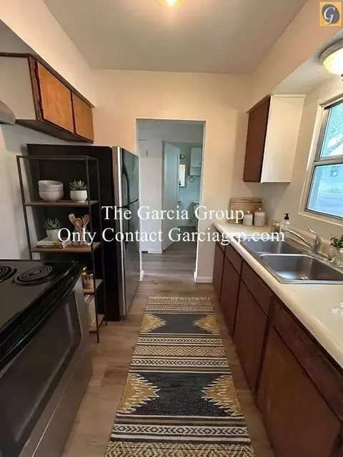 7805 NE Failing St #2, Portland, OR 97213