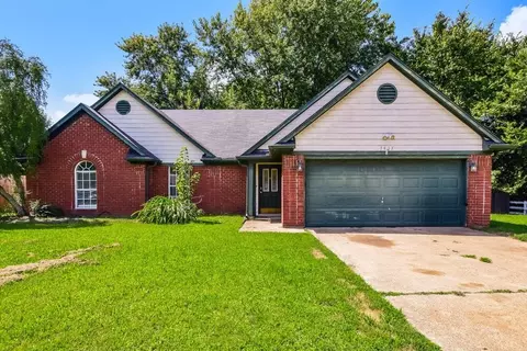 7417 Hunters Hollow Ln, Southaven, MS 38671