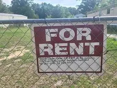7429 Layton Dr, Fayetteville, NC 28314