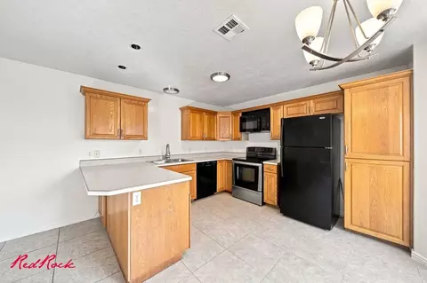 1301 W Indian Hills Dr #6, Saint George, UT 84770